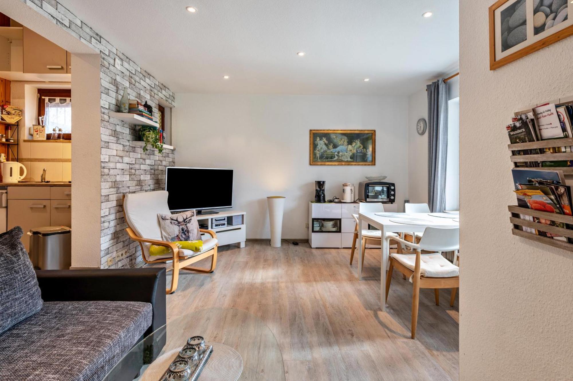 דירות טודמוס Haus Akelei מראה חיצוני תמונה